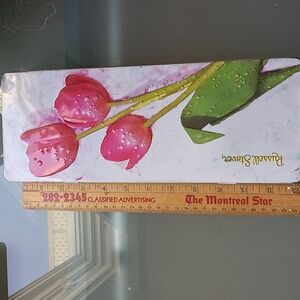 Russell Stover Tulips Unlimited Canada Collectible tin